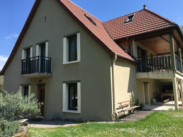 Maison vente à Ussel, Bort-les-orgues