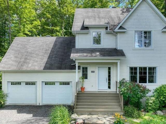 House for sale in Bromont