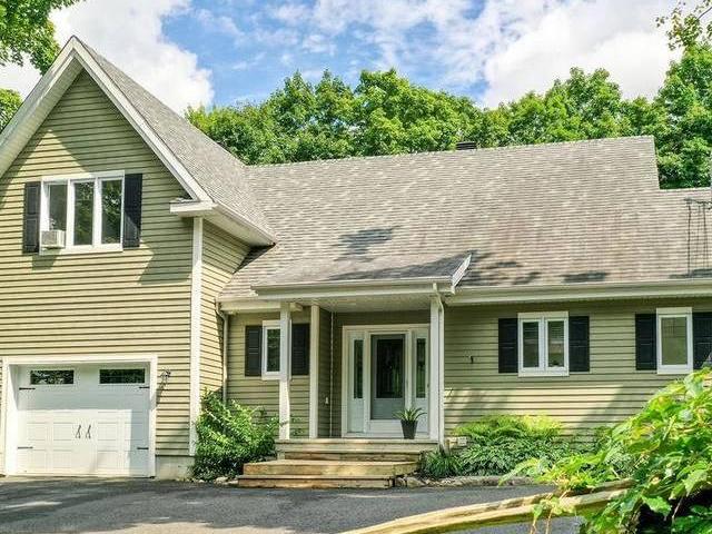 House for sale in Bromont House for sale in Bromont