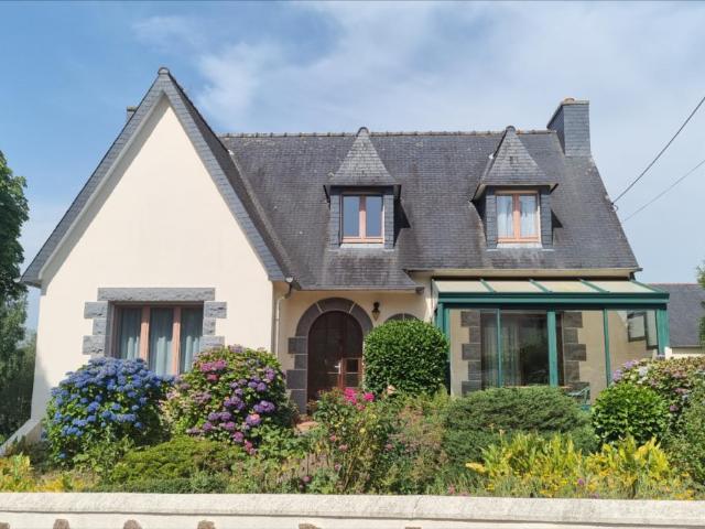 Maison vente à Guingamp, Bretagne