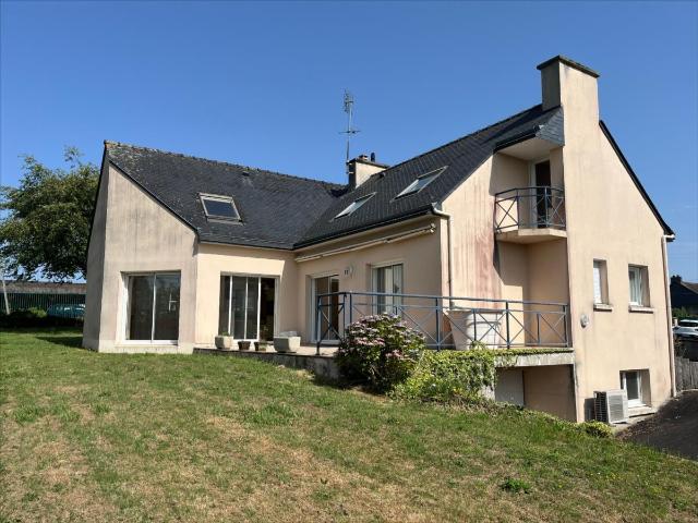 Maison vente à Guingamp, Bretagne