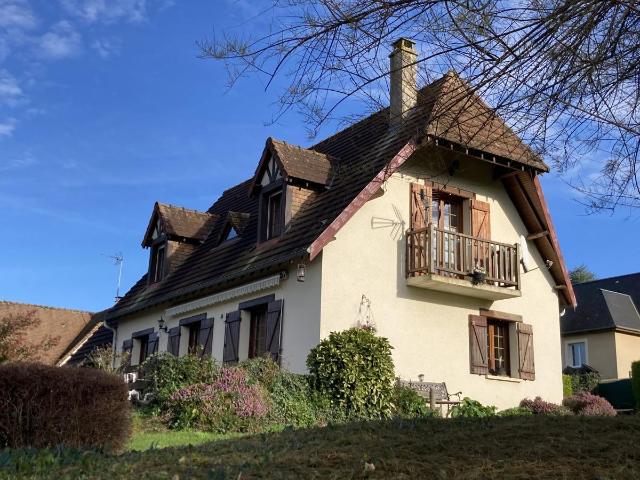 Maison vente à Lisieux, Normandie