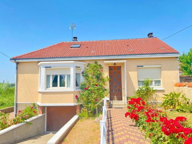 Maison vente à La Flèche, Cérans-foulletourte