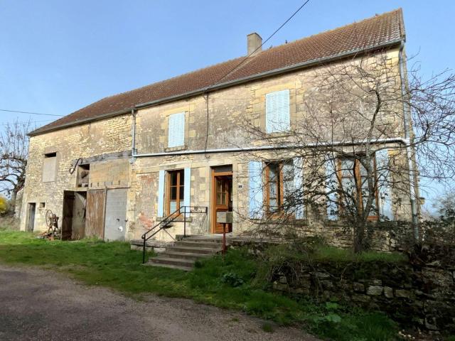 Maison vente à Clamecy, Challement