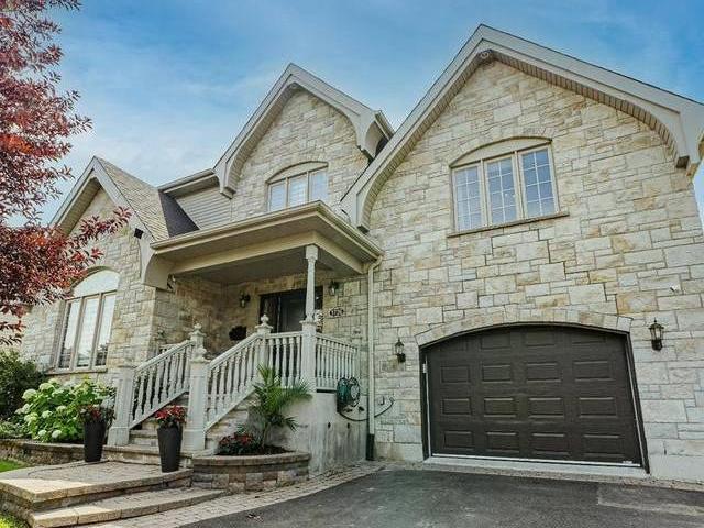 House for sale in Chambly House for sale in Chambly