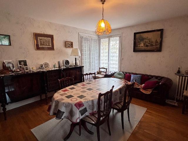 Maison vente à Le Mans, Champagne