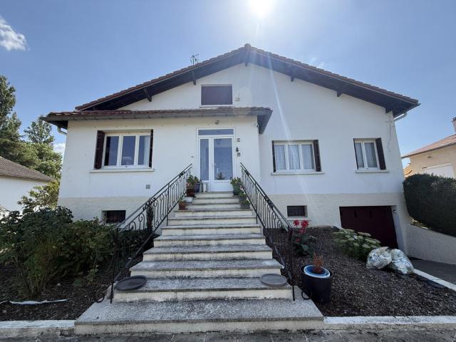 Maison vente à Vichy, Charmeil