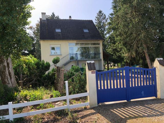 Maison vente à Bourges, Chârost