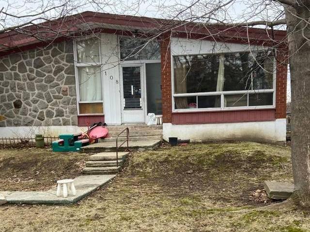 House for sale in Châteauguay House for sale in Châteauguay