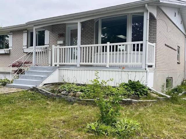 House for sale in Châteauguay