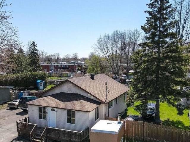 House for sale in Châteauguay House for sale in Châteauguay