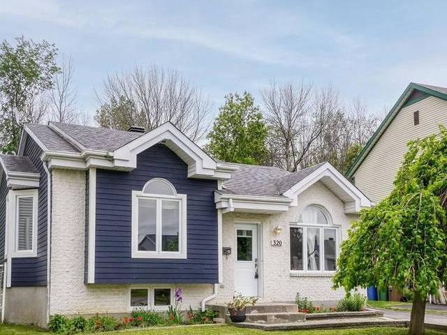 House for sale in Châteauguay House for sale in Châteauguay