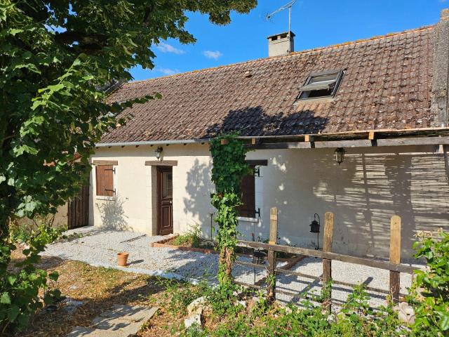 Maison vente à Saint-Amand-Montrond, Corquoy