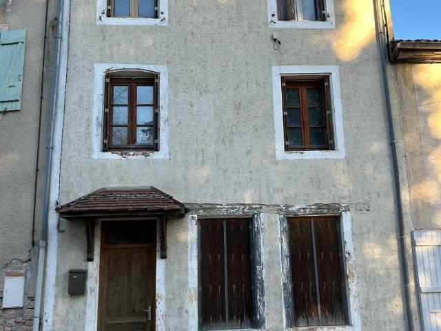Maison vente à Louhans-Châteaurenaud, Cuisery