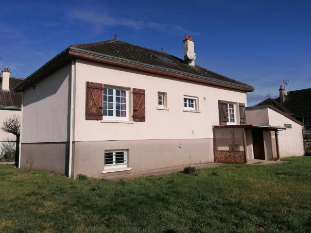 Maison vente à Loches, Descartes