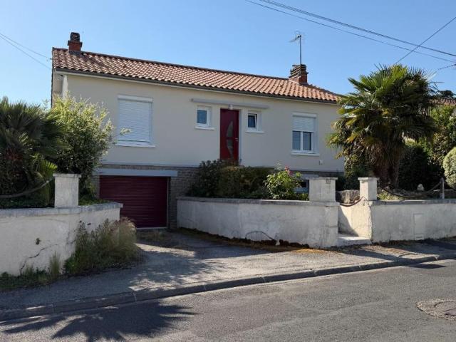 Maison vente à Niort, Échiré