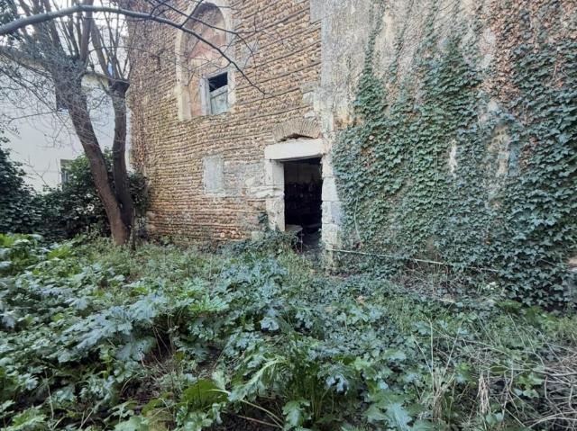 Maison vente à Nîmes, Garons