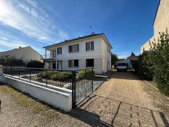 Maison vente à Saumur, Saulgé-l'hôpital