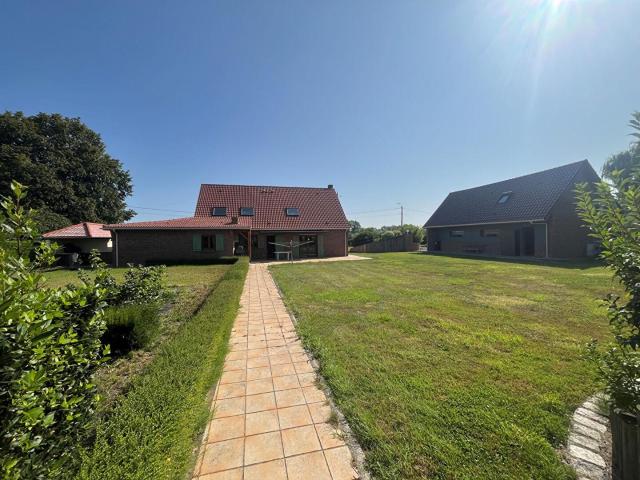 Maison vente à Dunkerque, Holque