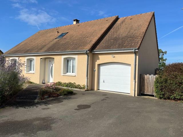 Maison vente à Joué-l'Abbé, Sarthe