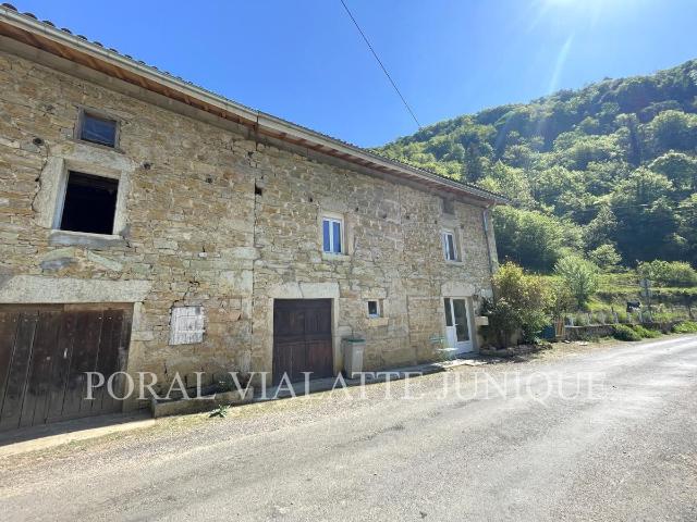 Maison vente à Nantua, Jujurieux