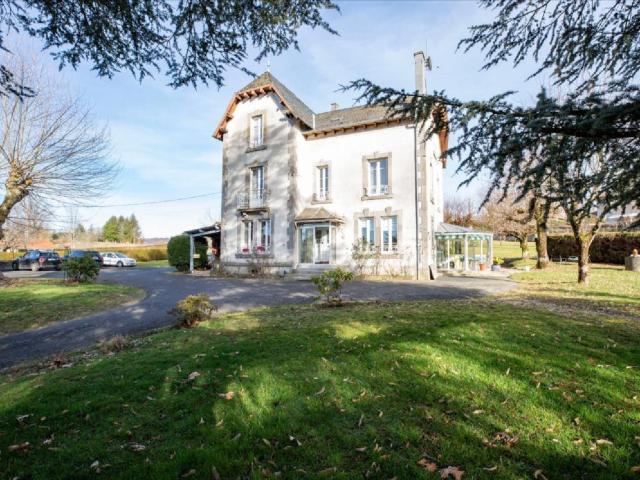 Maison vente à Aurillac, Jussac