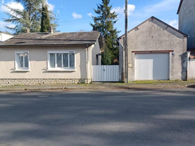 Maison vente à Saint-Amand-Montrond, La Guerche-sur-l'aubois