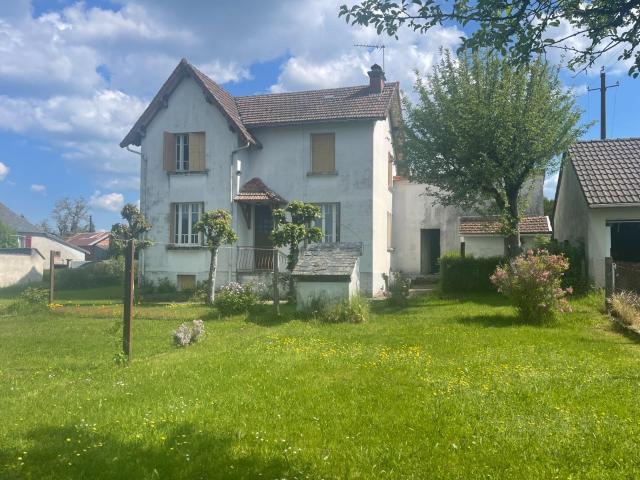 Maison vente à Mauriac, Lanobre