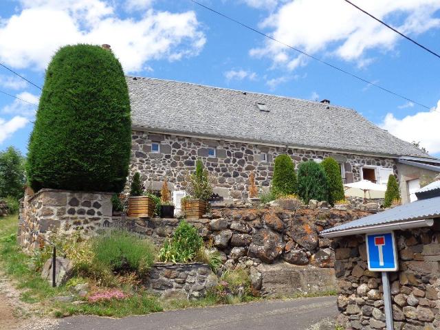 Maison vente à Saint-Flour, Laveissenet