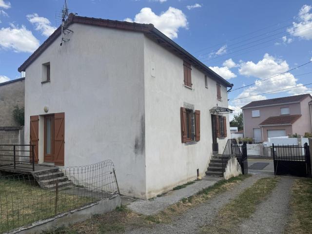 Maison vente à Riom, Les Martres-d'artière