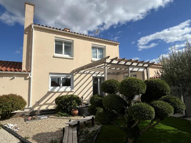 Maison vente à Fontenay-le-Comte, Luçon