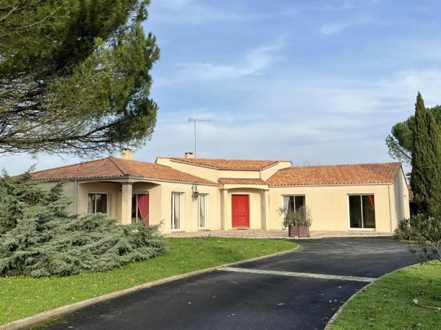 Maison vente à Fontenay-le-Comte, Luçon