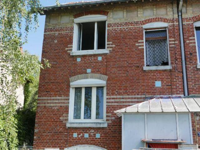 Maison vente à Rethel, Lucquy