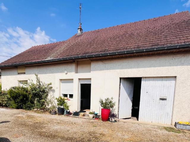 Maison vente à Vesoul, Molay