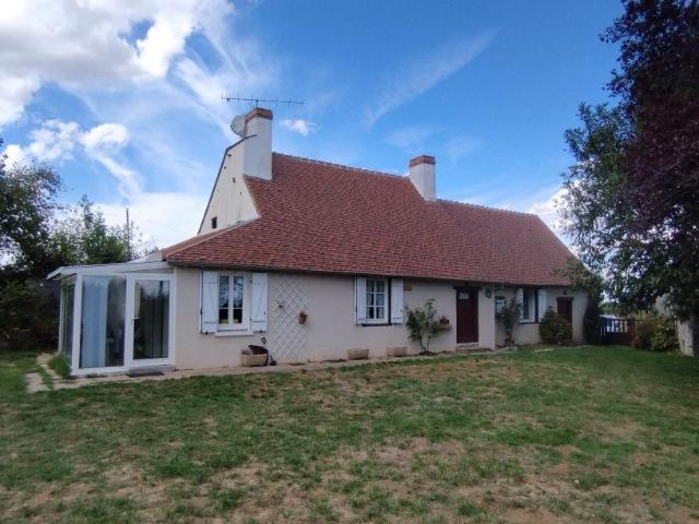 Maison vente à La Châtre, Montgivray