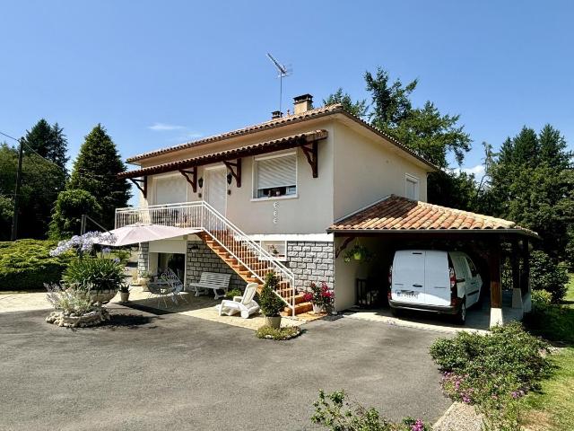 Maison vente à Confolens, Montrollet