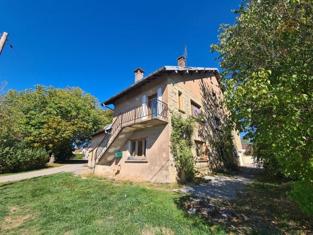 Maison vente à Montrond-le-Château, Doubs