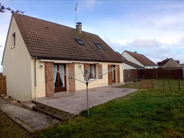 Maison vente à Parigné-l'Évêque, Sarthe