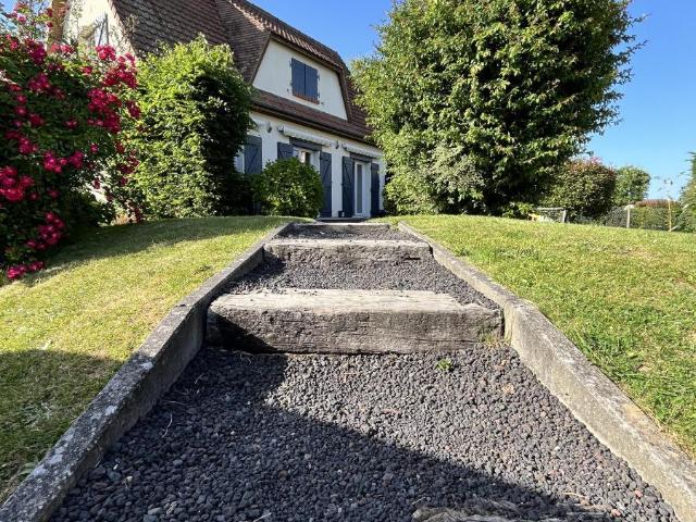 Maison vente à Rouen, Pavilly