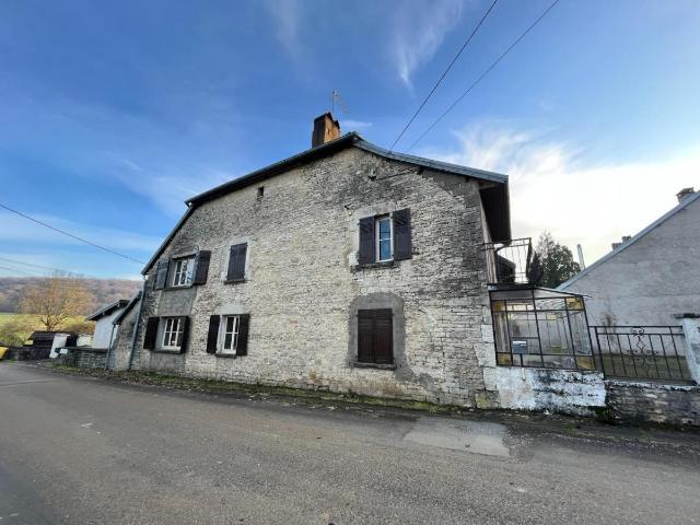 Maison vente à Vesoul, Pennesières