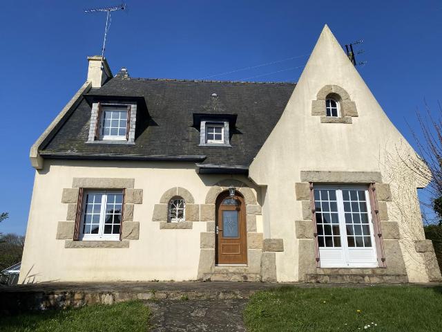 Maison vente à Guingamp, Bretagne
