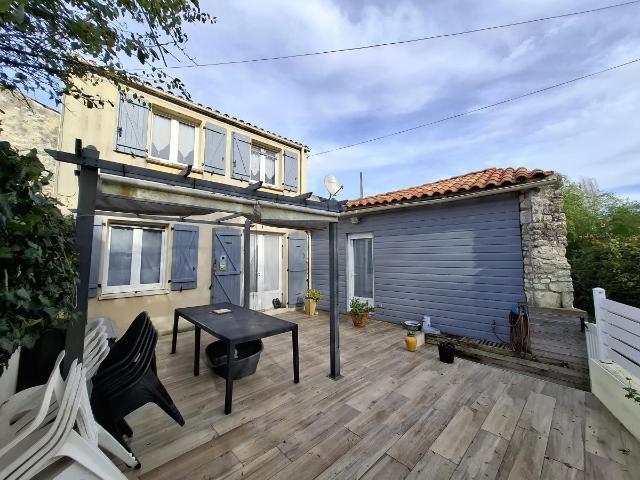 Maison vente à Saintes, Port-d'envaux