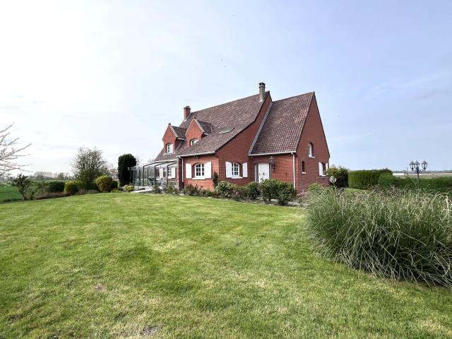 Maison vente à Dunkerque, Quaëdypre