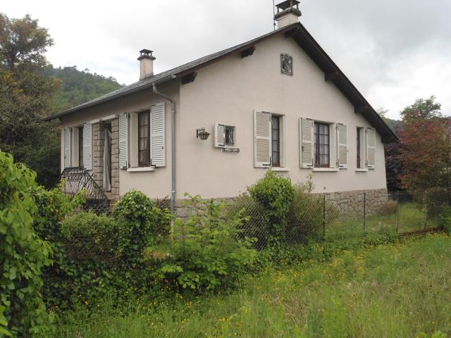 Maison vente à Tulle, Saint-chamant