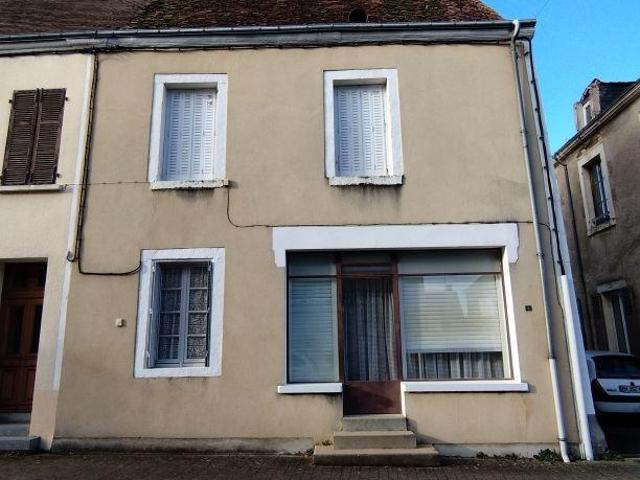 Maison vente à La Châtre, Saint-denis-de-jouhet