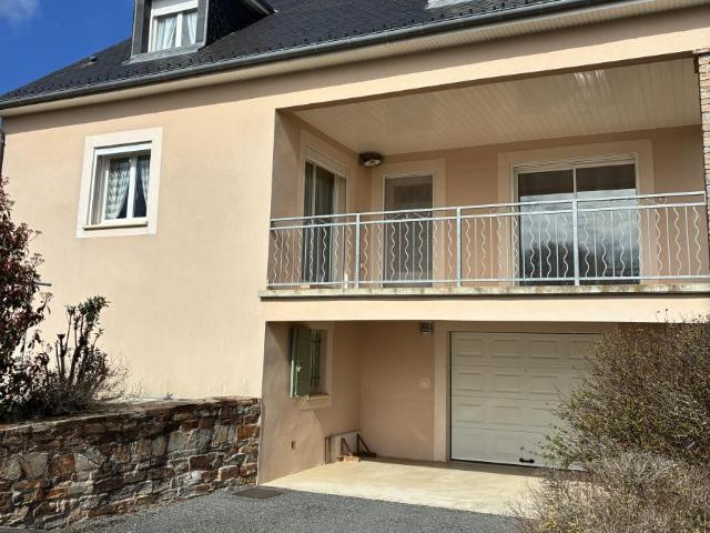 Maison vente à Millau, Saint-jean-delnous