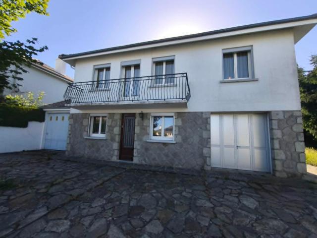Maison vente à Aurillac, Saint-mamet-la-salvetat