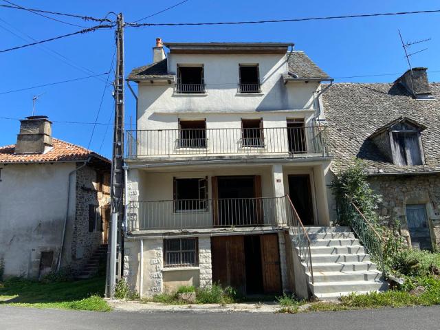 Maison vente à Aurillac, Saint-santin-cantalès