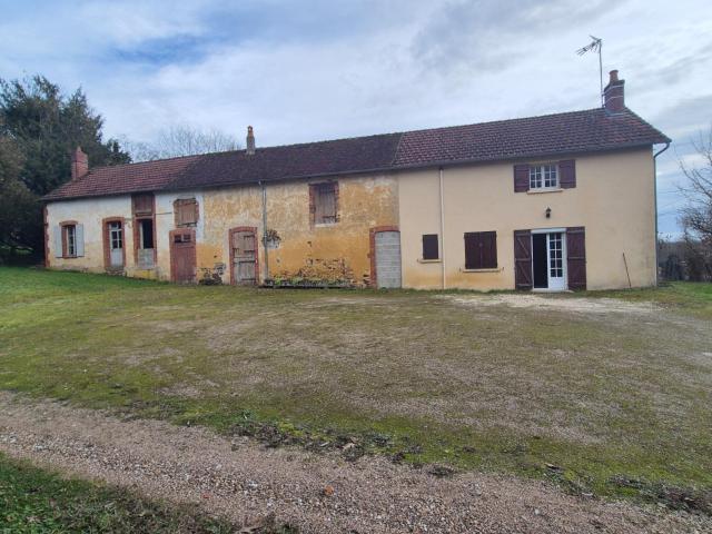Maison vente à Auxerre, Saint-sauveur-en-puisaye