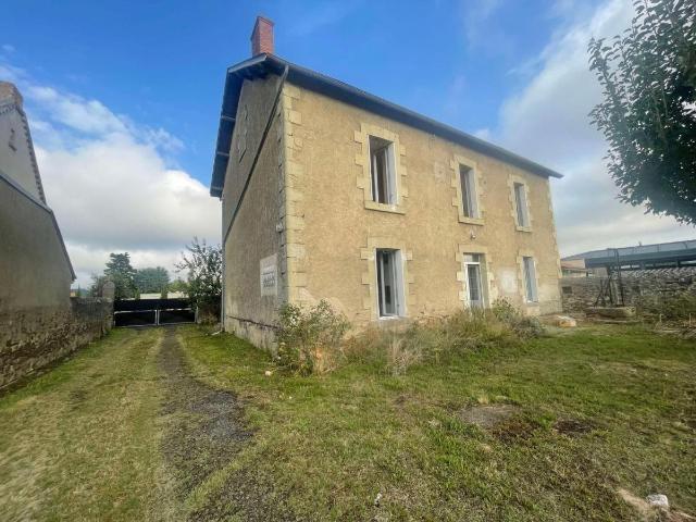 Maison vente à Bressuire, Saint-varent